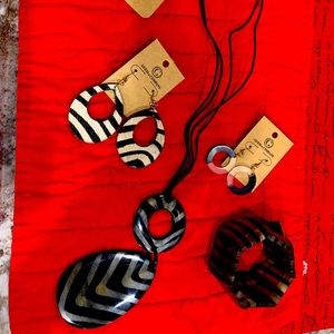 Jewelry Combo - charcoal animal pattern